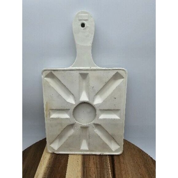 Vintage Handpainted Signed Cat In Bow Tie Ceramic Bread Board Trivet - Picture 3 of 6